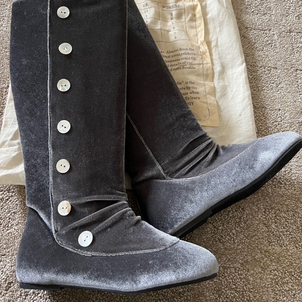 Joyfolie Brynn Velvet Spat Boot